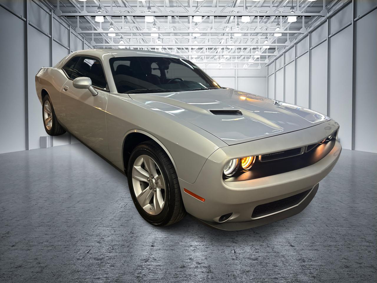 2023 Dodge Challenger SXT 3