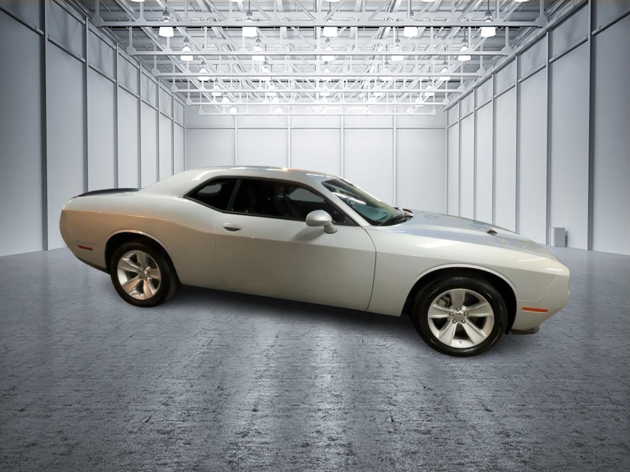 2023 Dodge Challenger SXT 5