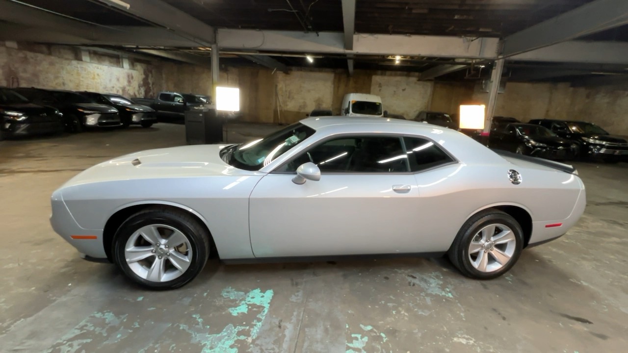 2023 Dodge Challenger SXT 17