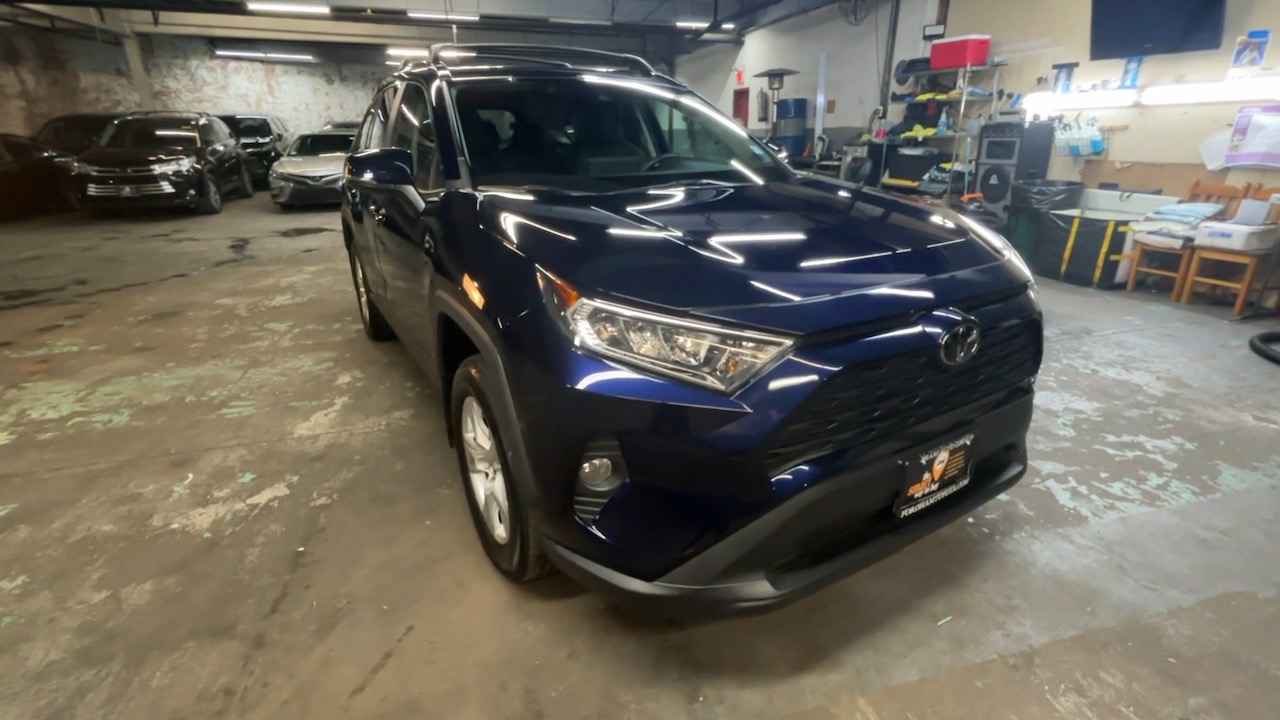 2021 Toyota RAV4 XLE 20