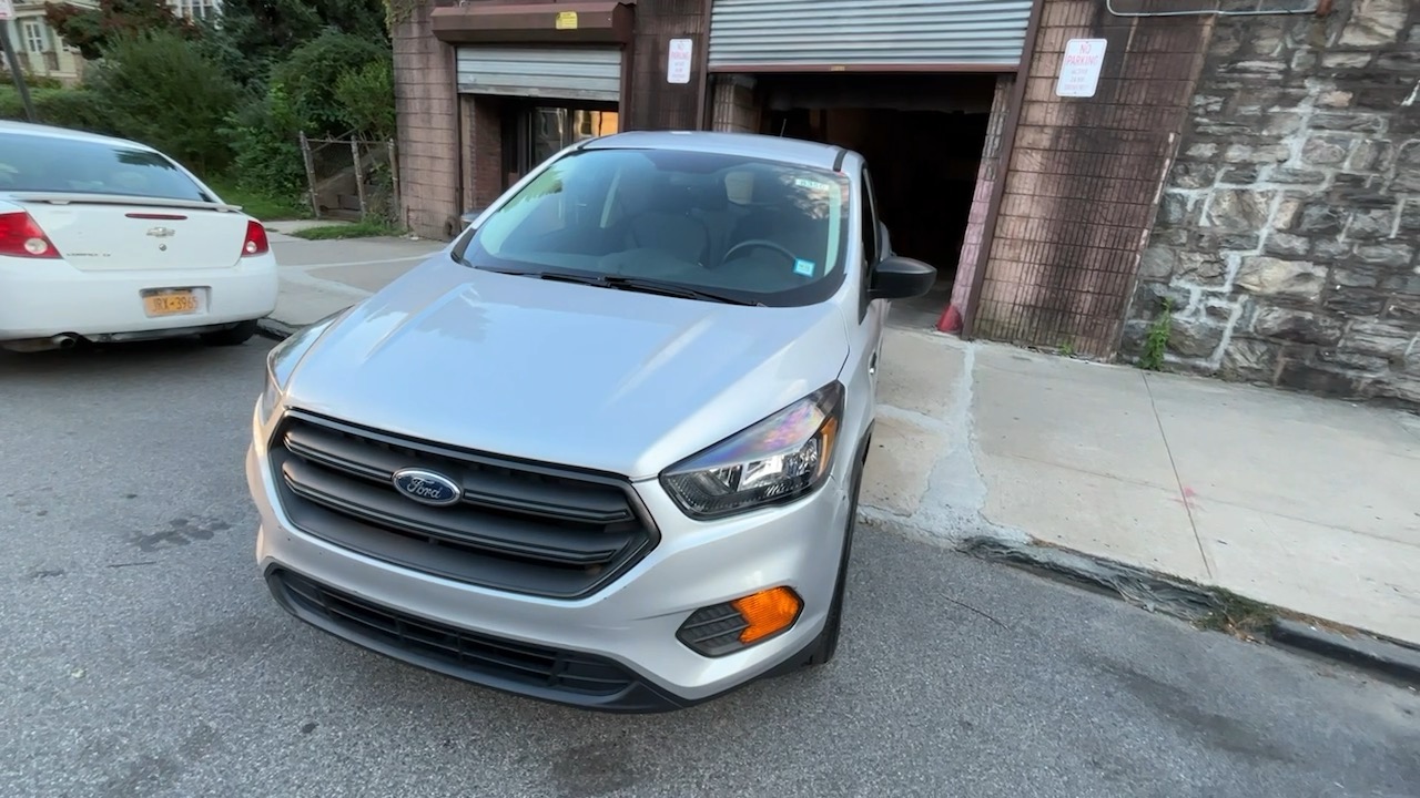 2019 Ford Escape S 24