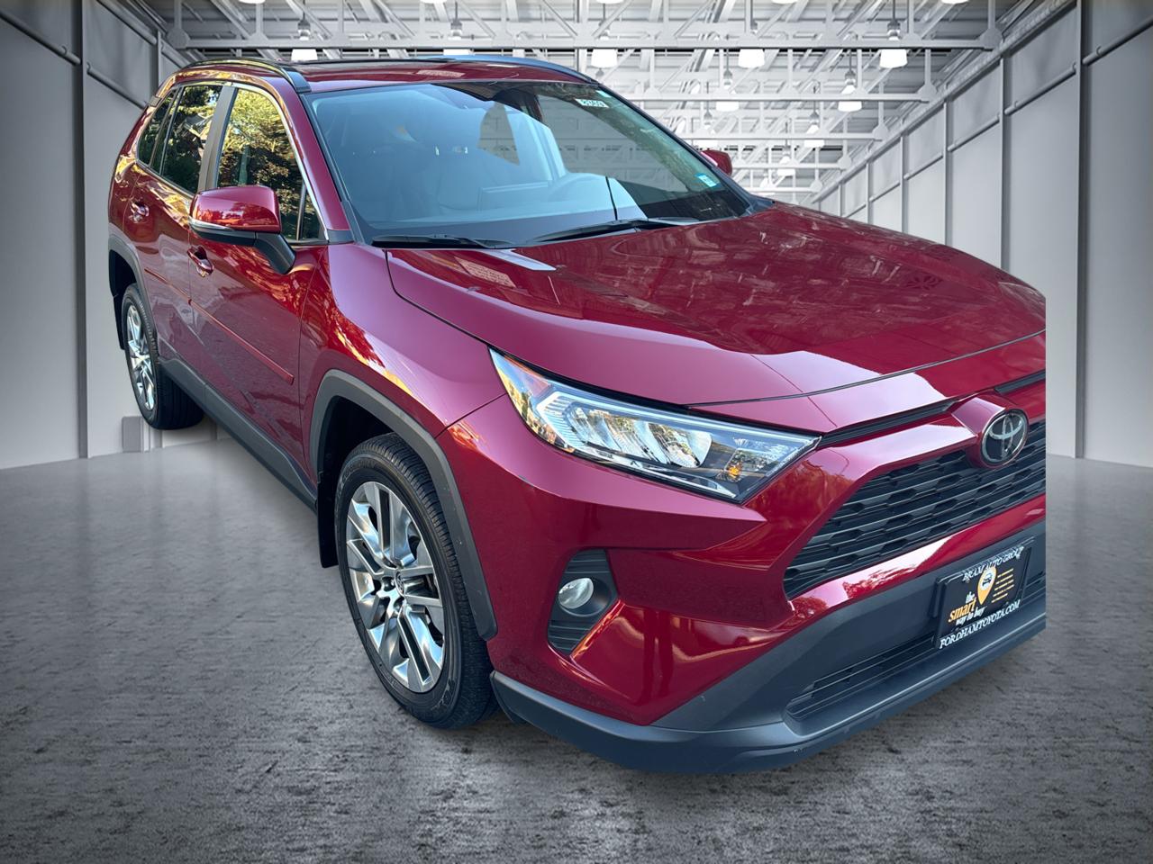 2021 Toyota RAV4 XLE Premium 3