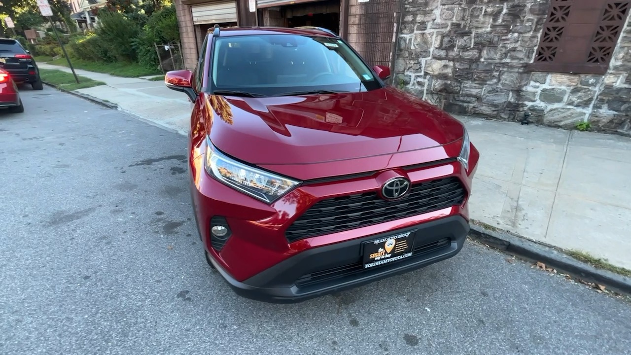 2021 Toyota RAV4 XLE Premium 21