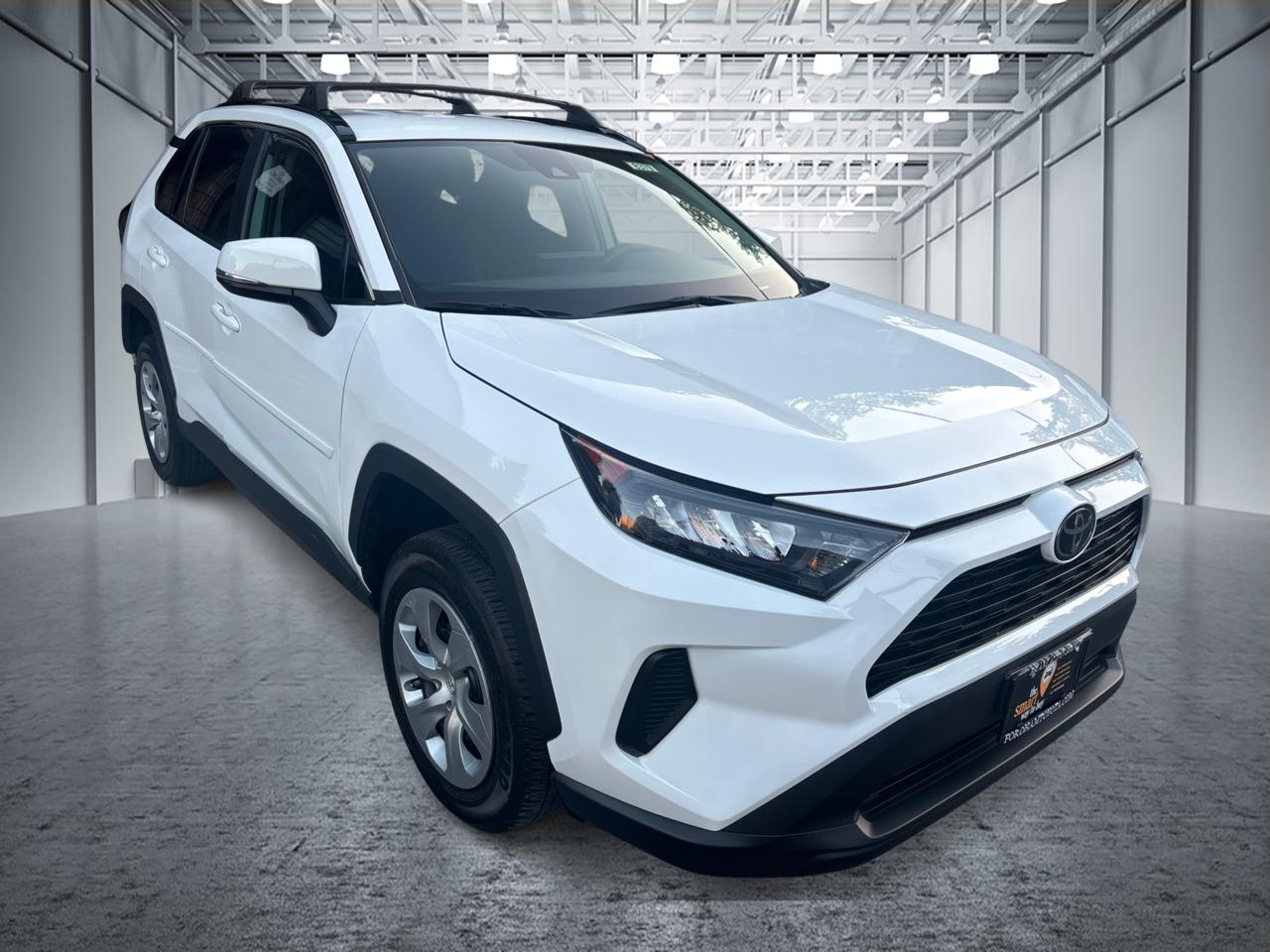 2021 Toyota RAV4 LE 3