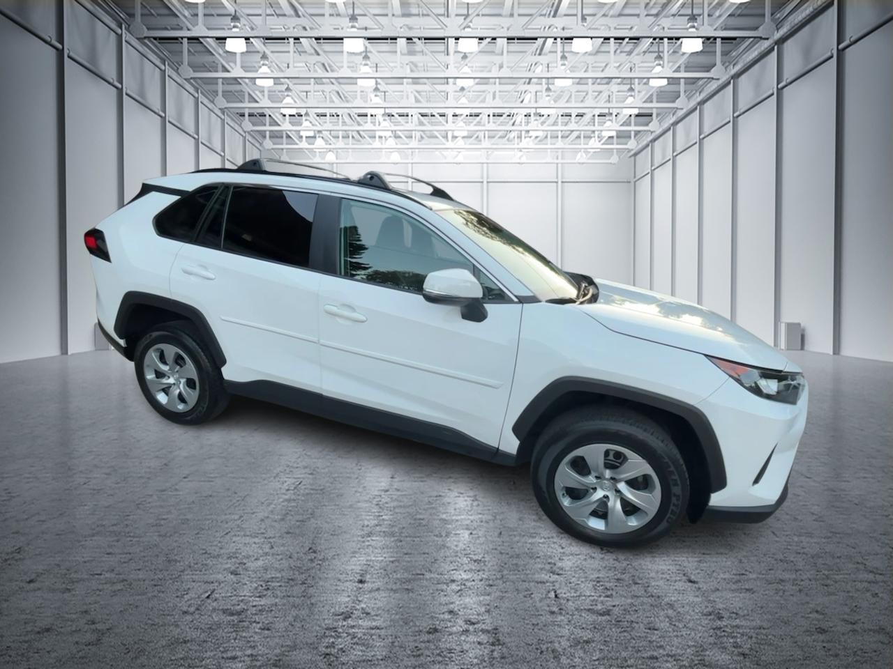 2021 Toyota RAV4 LE 5