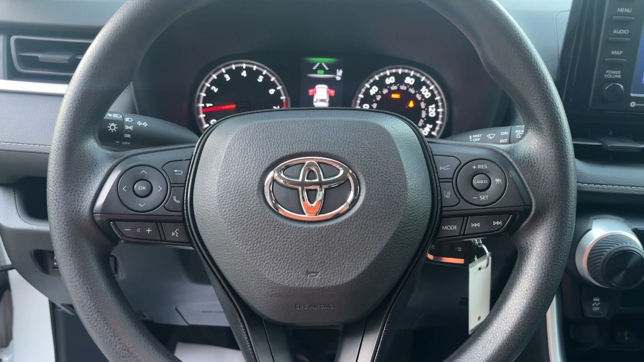 2021 Toyota RAV4 LE 39