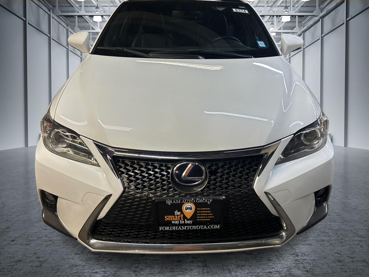 2016 Lexus CT 200h Hybrid 2