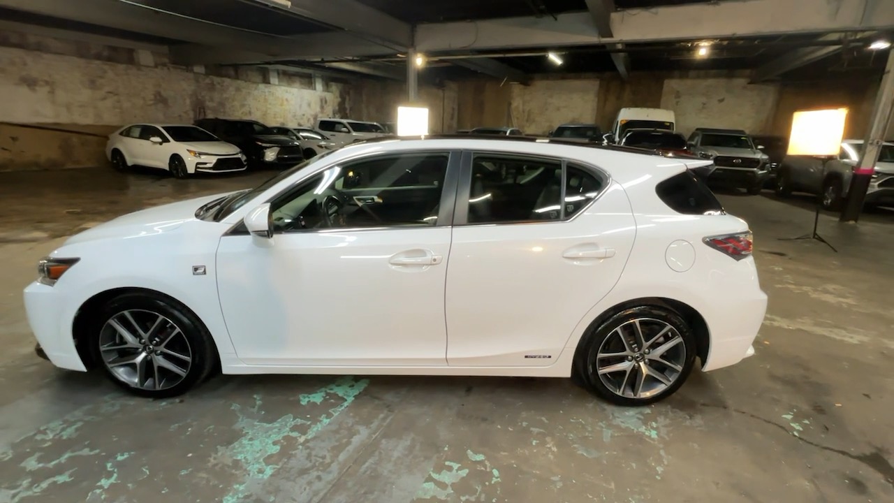 2016 Lexus CT 200h Hybrid 13