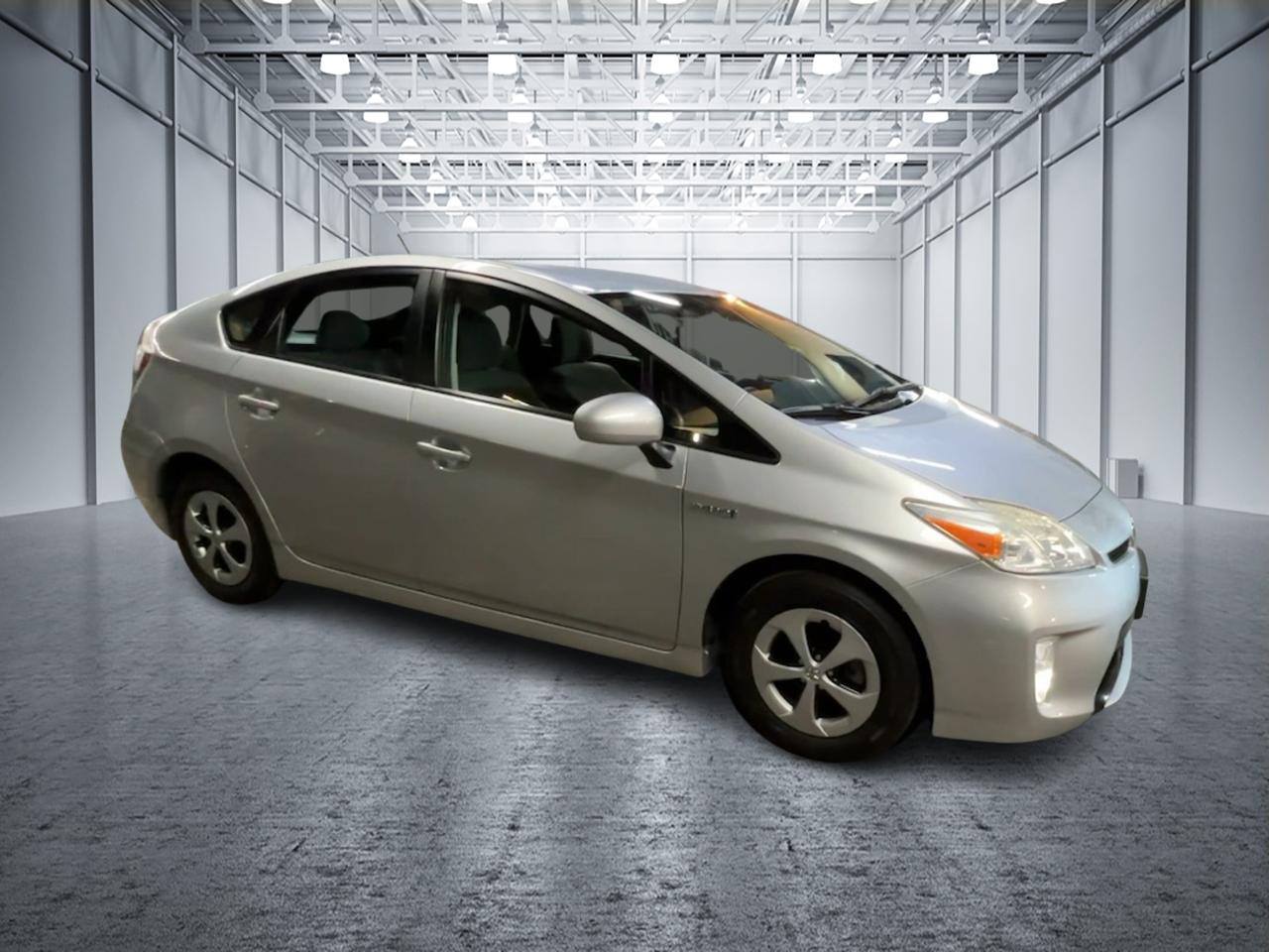 2012 Toyota Prius Three 4