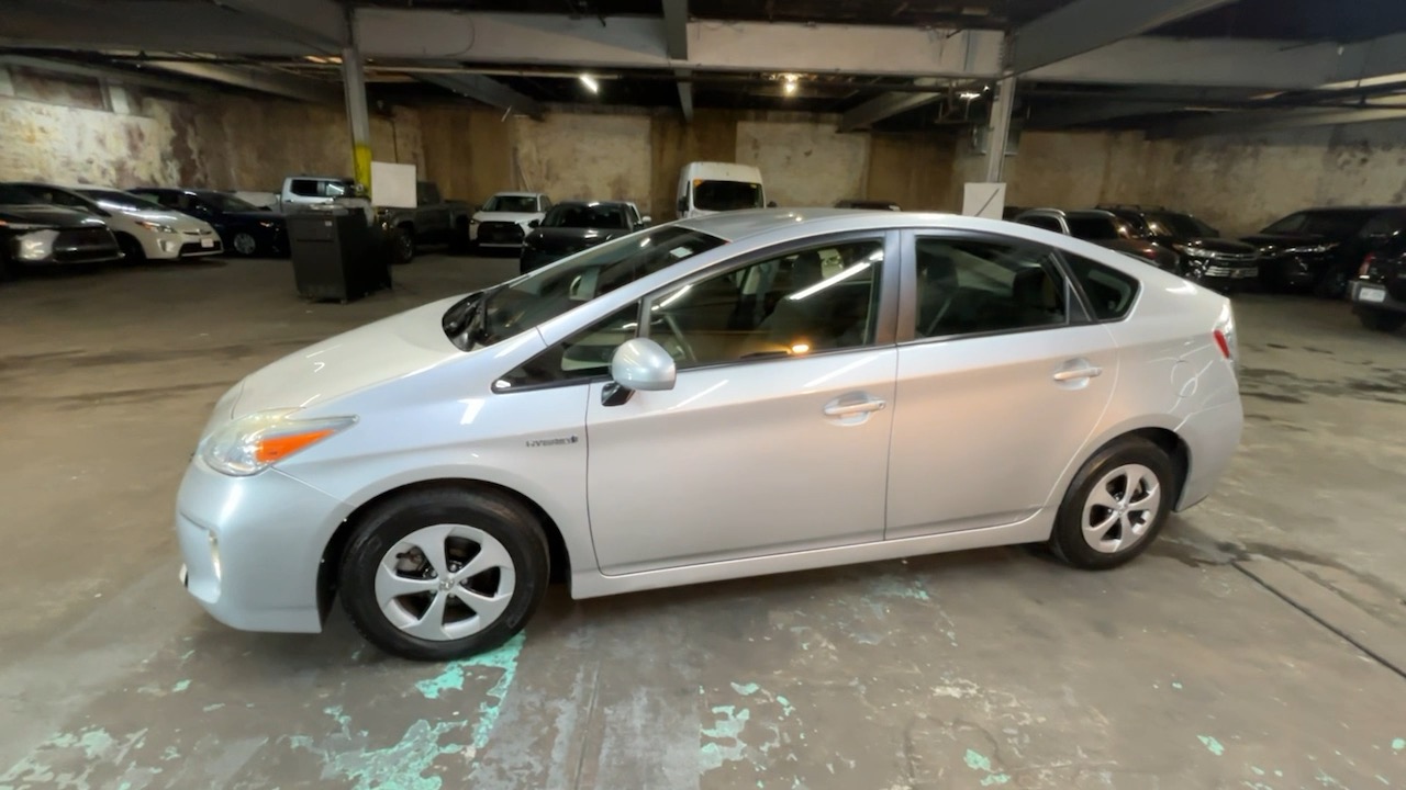 2012 Toyota Prius Three 19