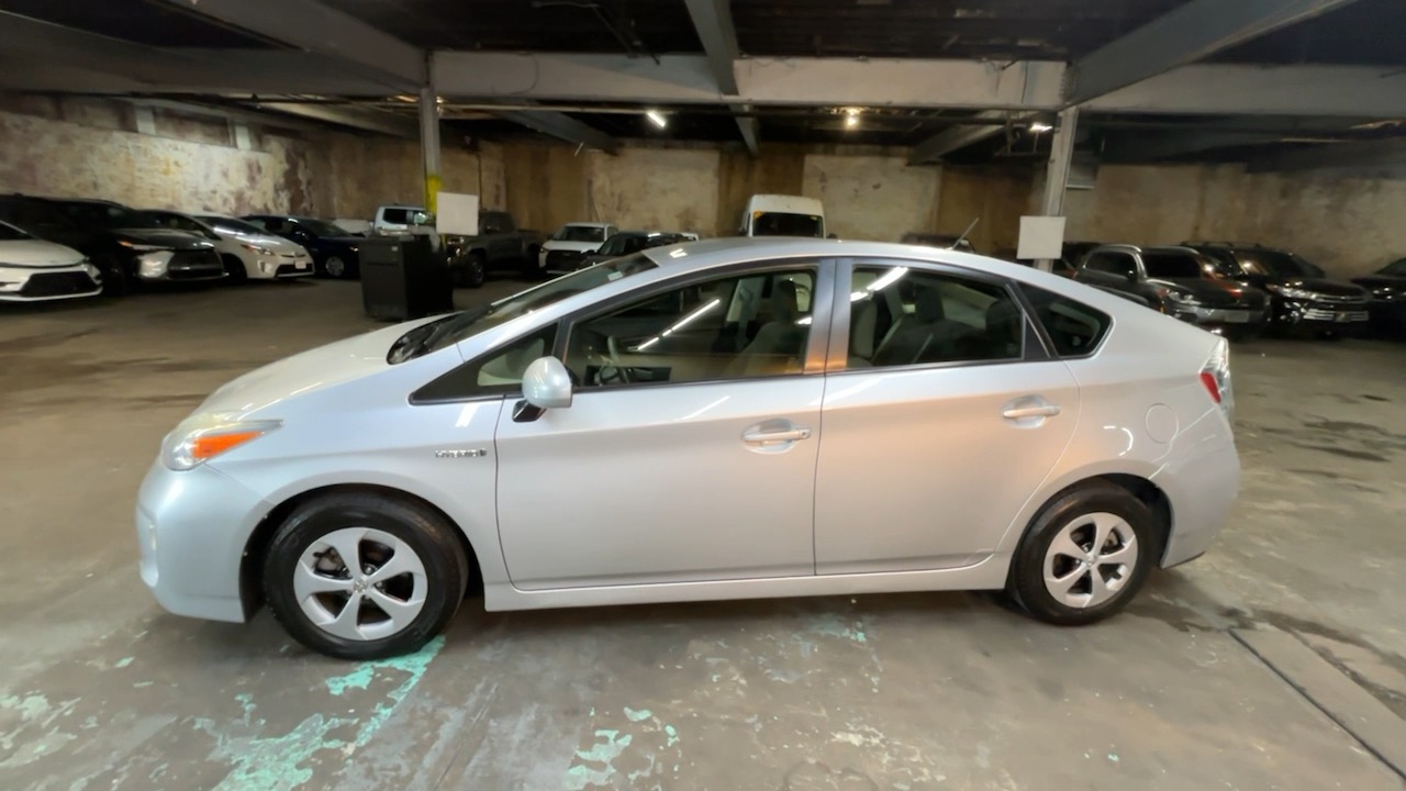 2012 Toyota Prius Three 20