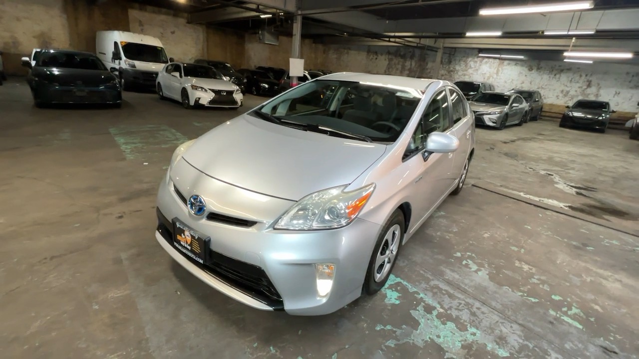 2012 Toyota Prius Three 21