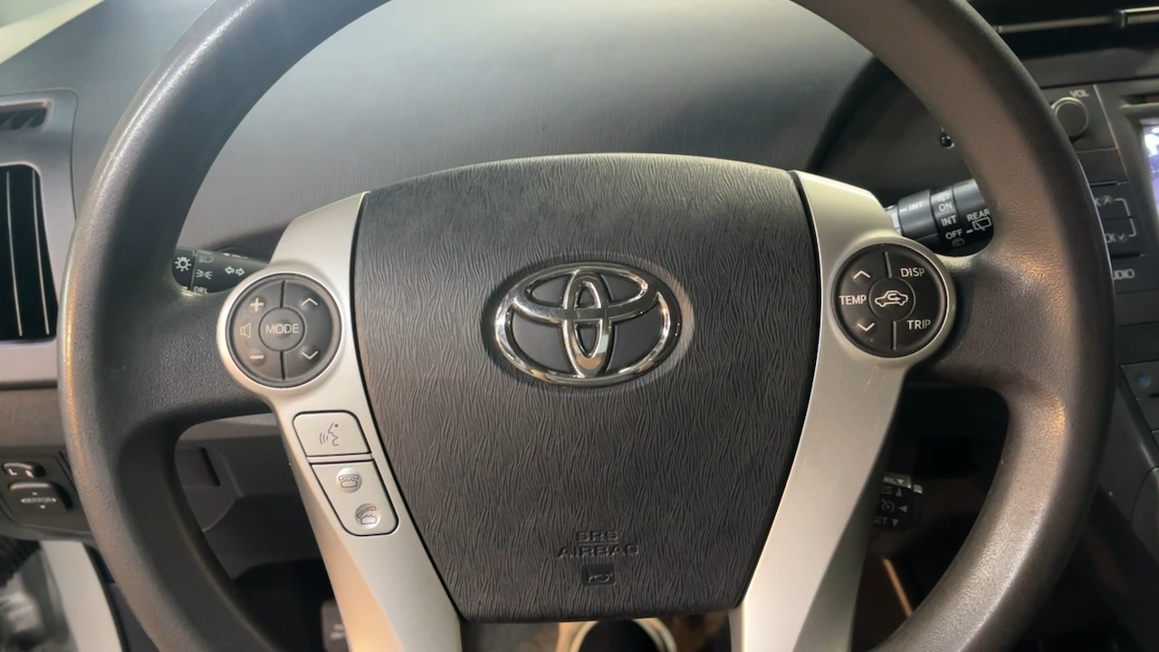 2012 Toyota Prius Three 40