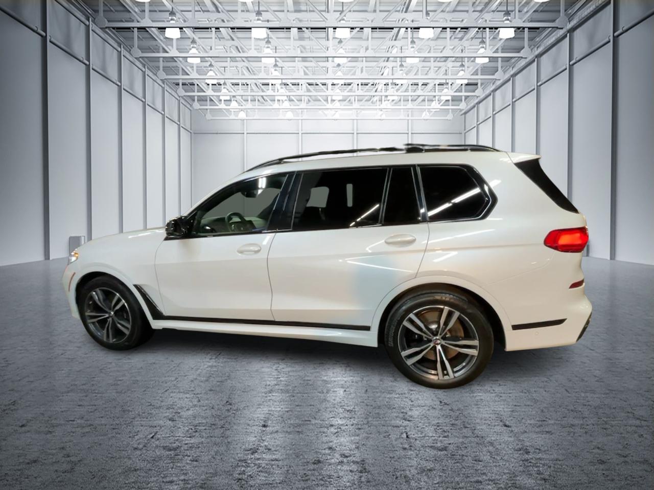 2021 BMW X7 M50i 7