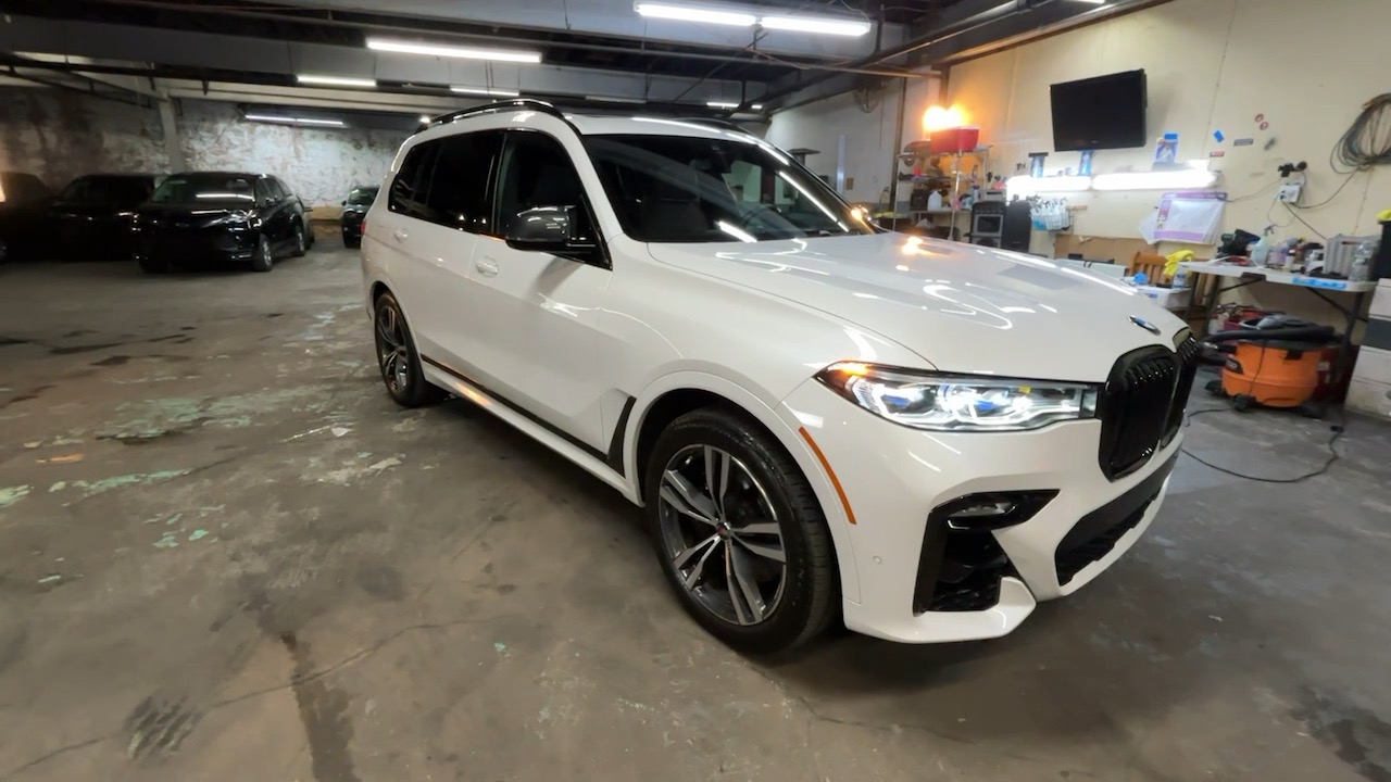 2021 BMW X7 M50i 16