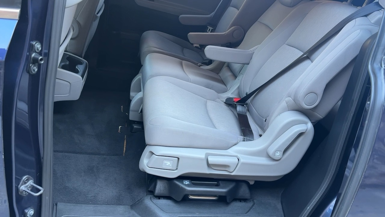 2019 Honda Odyssey EX 24