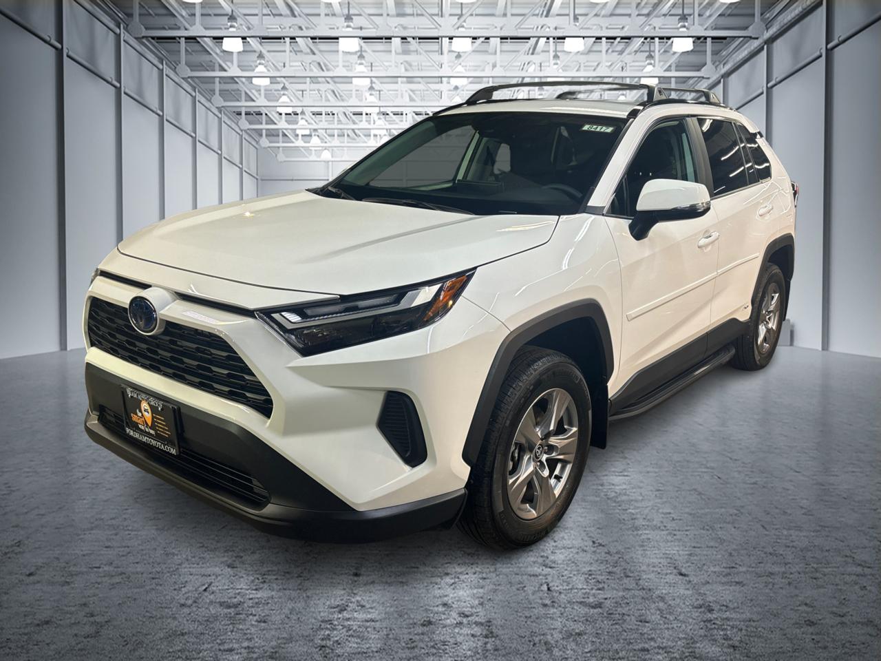 2024 Toyota RAV4 Hybrid XLE 1