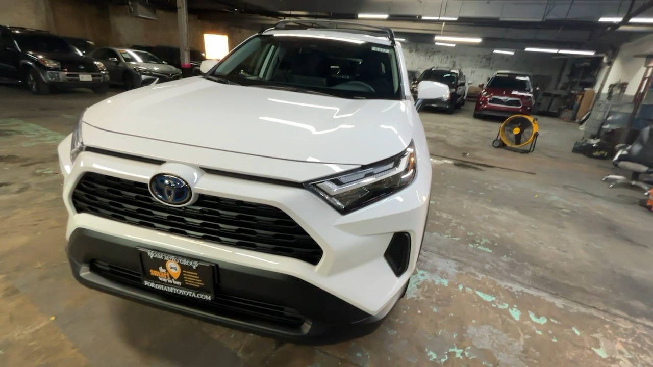 2024 Toyota RAV4 Hybrid XLE 23