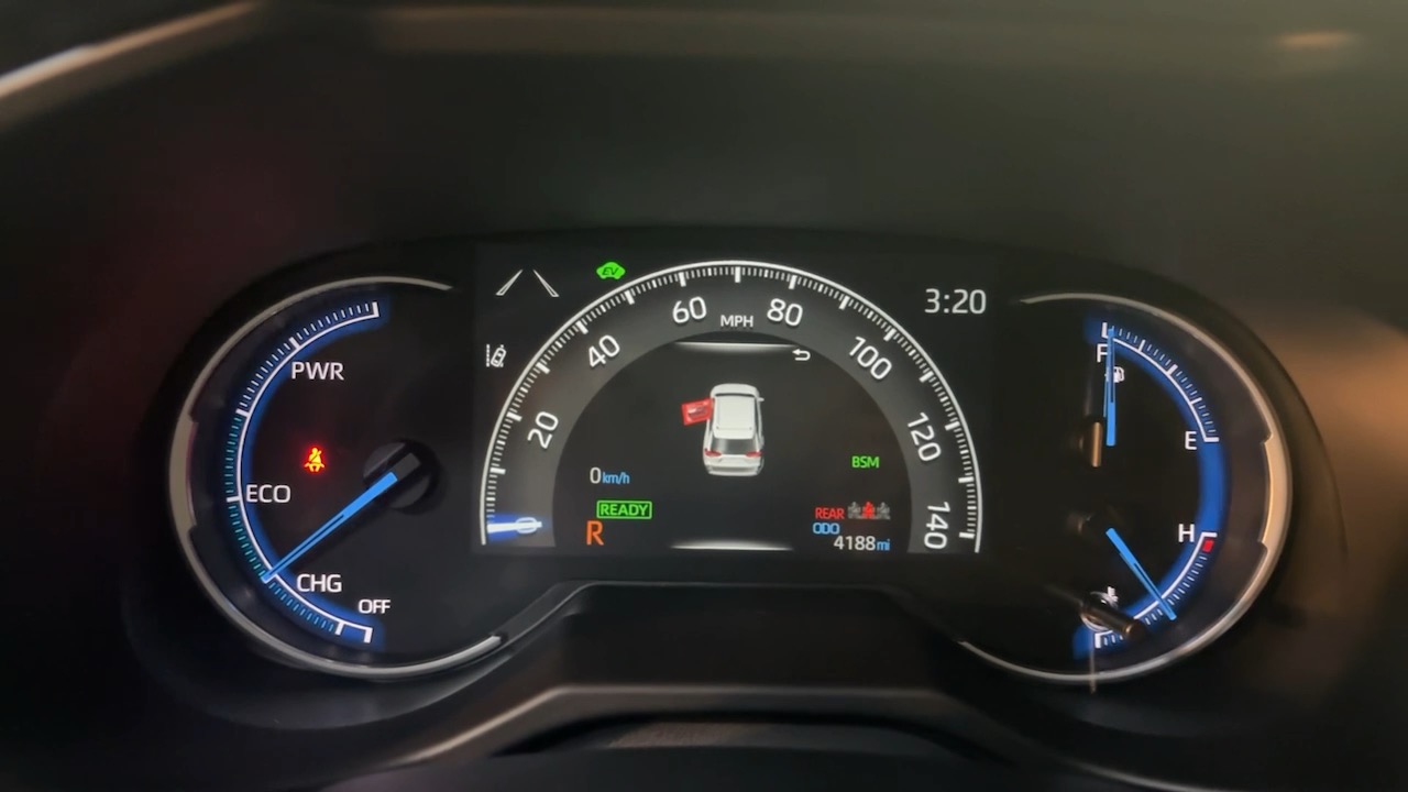 2024 Toyota RAV4 Hybrid XLE 37