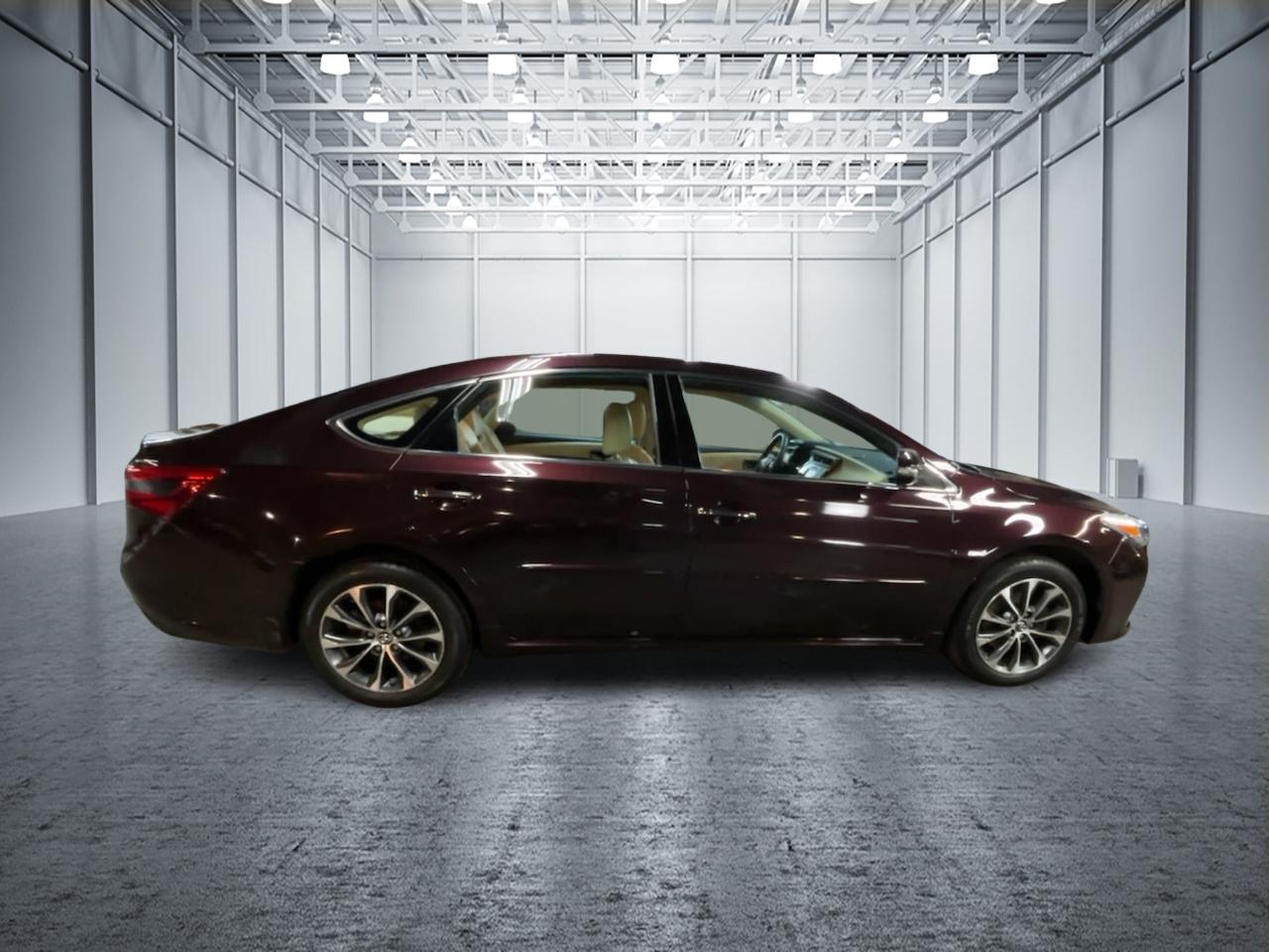 2016 Toyota Avalon  7