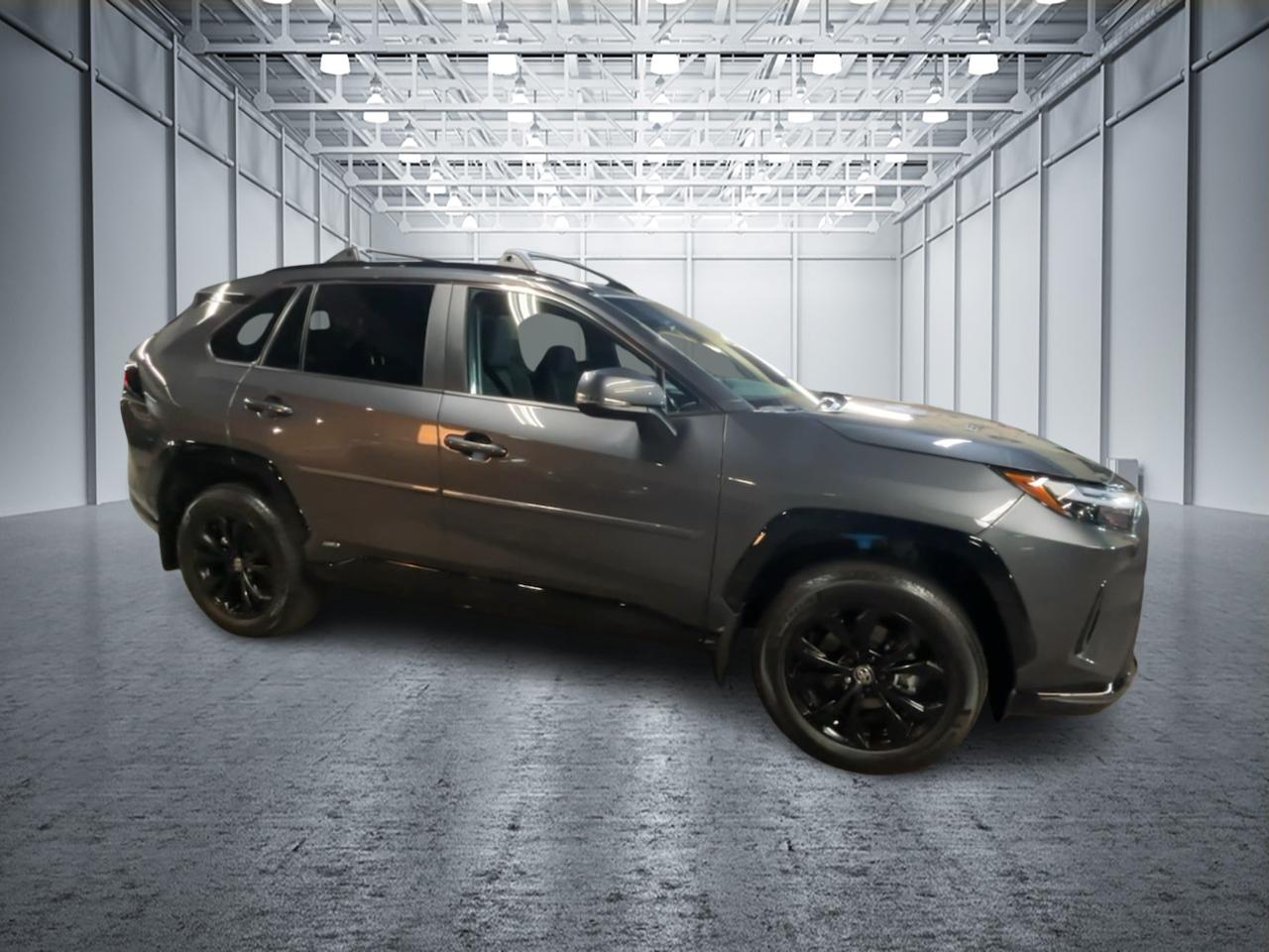 2024 Toyota RAV4 Hybrid SE 5