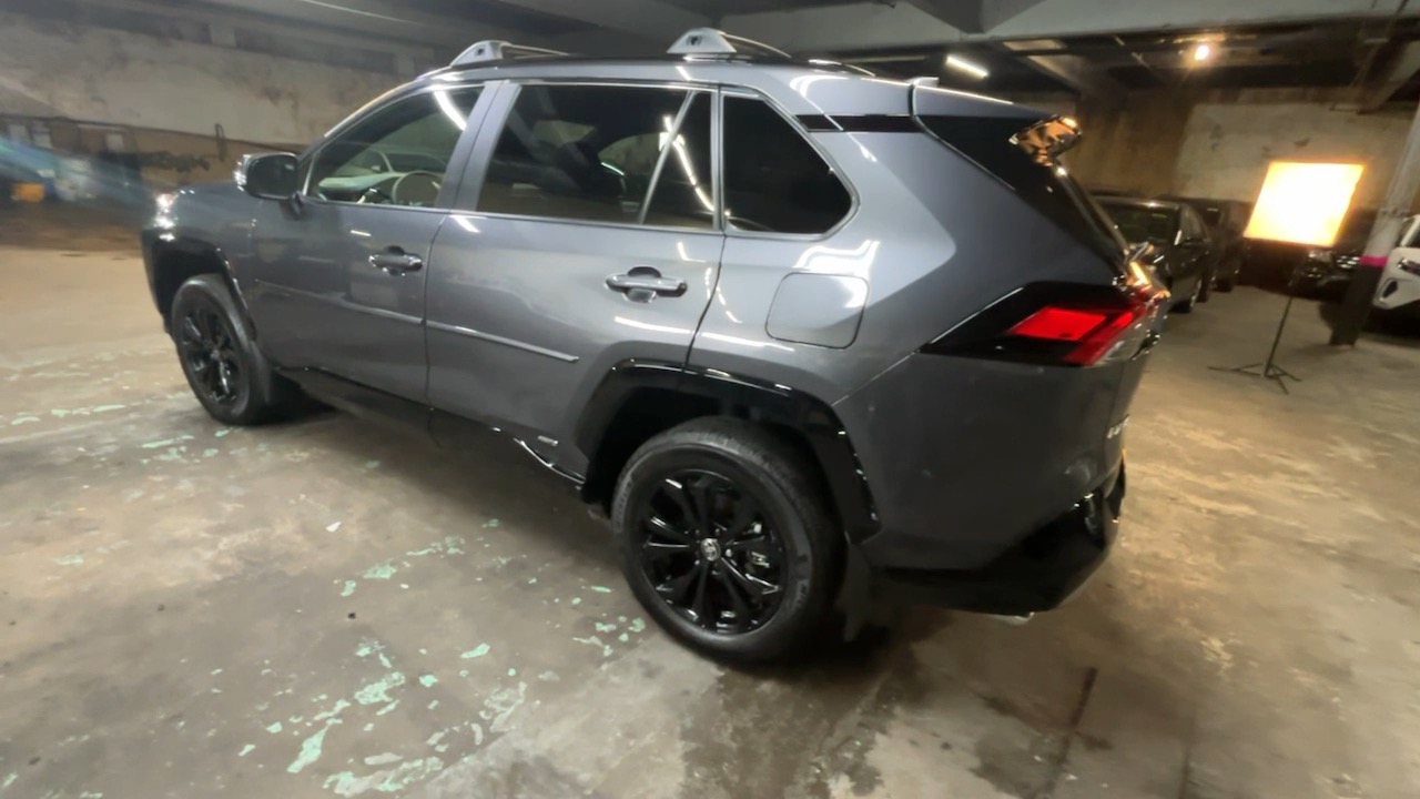 2024 Toyota RAV4 Hybrid SE 15