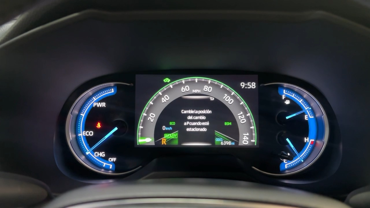 2024 Toyota RAV4 Hybrid SE 39