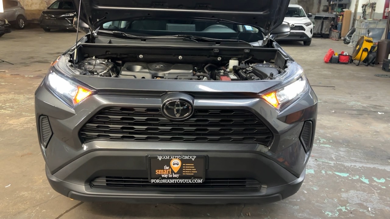 2020 Toyota RAV4 LE 46