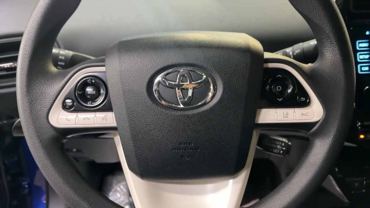 2017 Toyota Prius Three 40