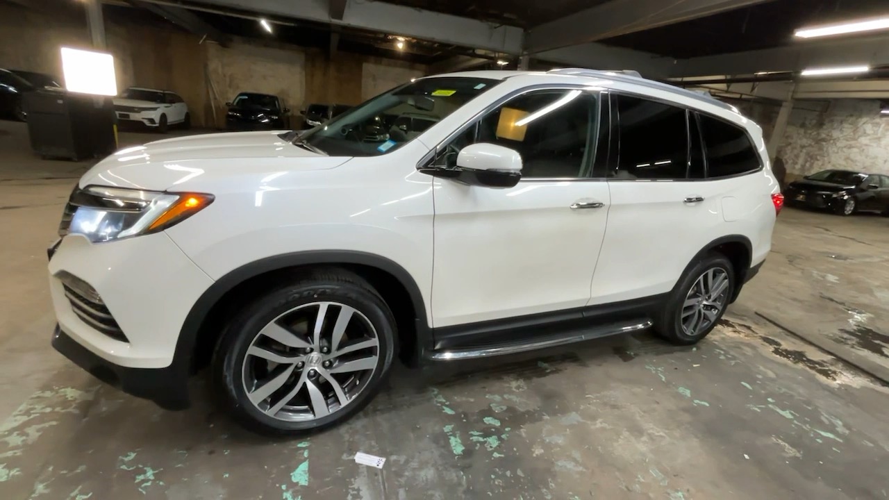 2017 Honda Pilot Touring 16