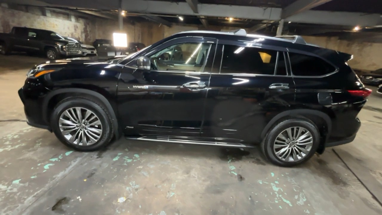 2021 Toyota Highlander Hybrid Platinum 12