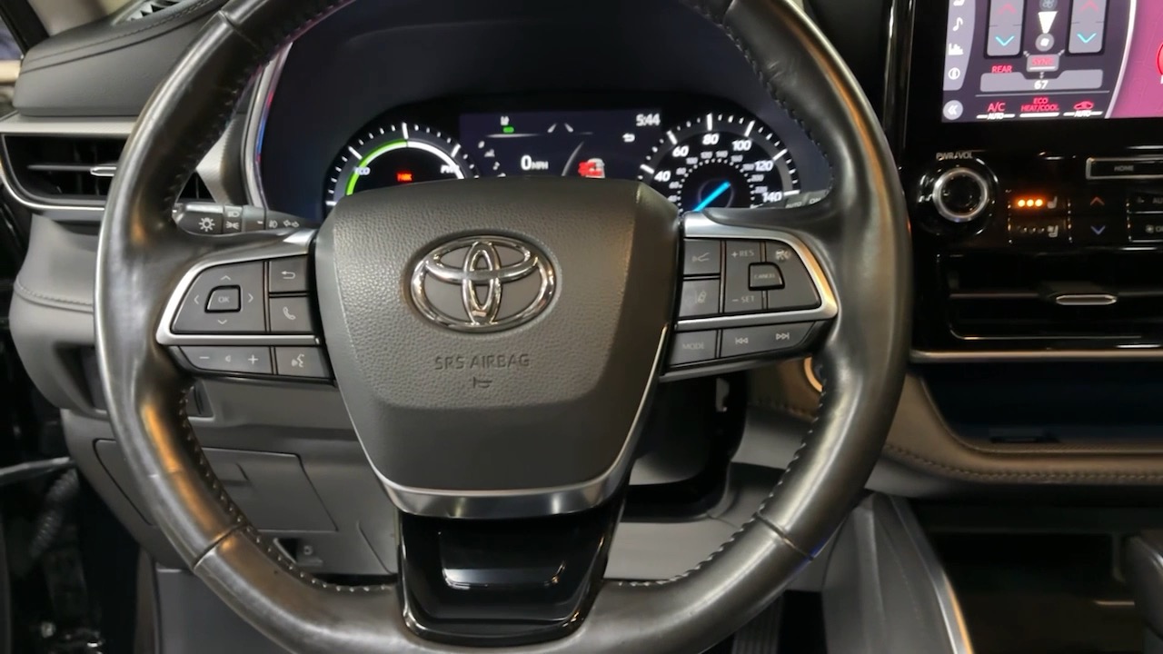 2021 Toyota Highlander Hybrid Platinum 27