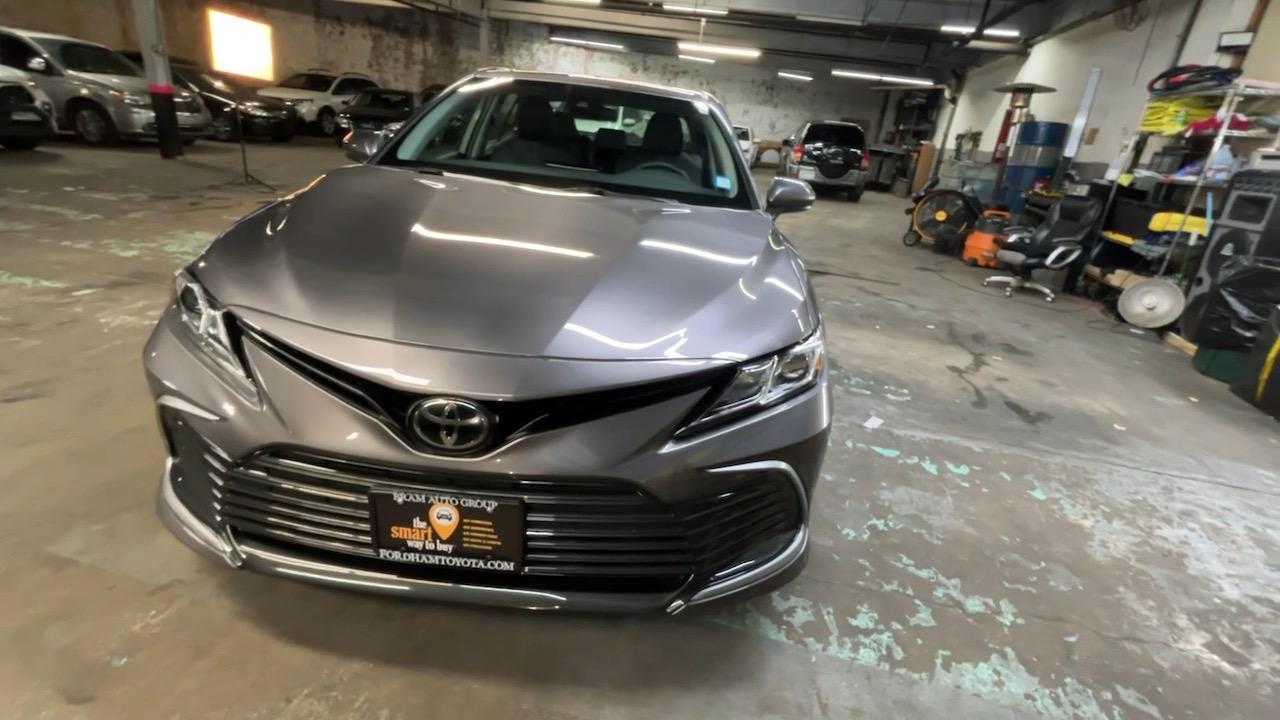 2023 Toyota Camry LE 23