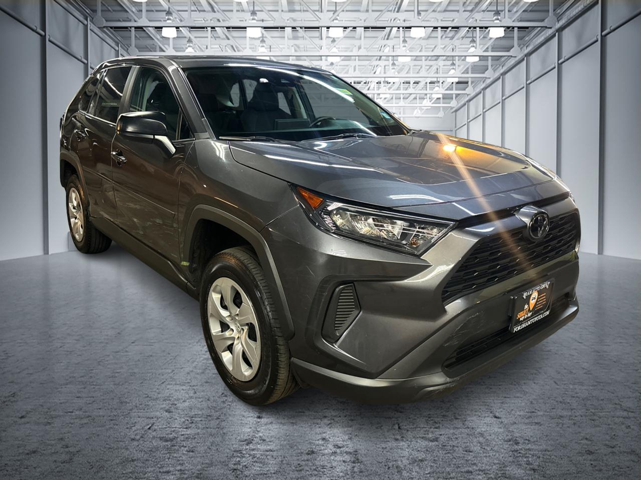 2022 Toyota RAV4 LE 3