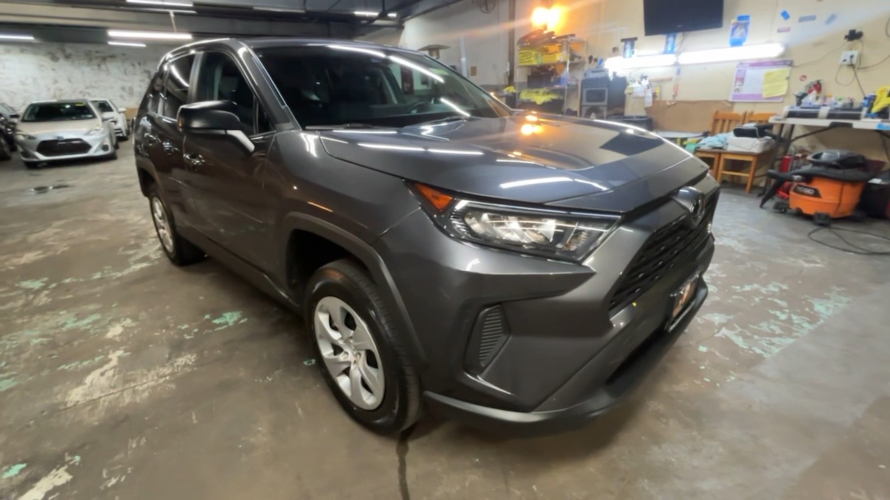 2022 Toyota RAV4 LE 20