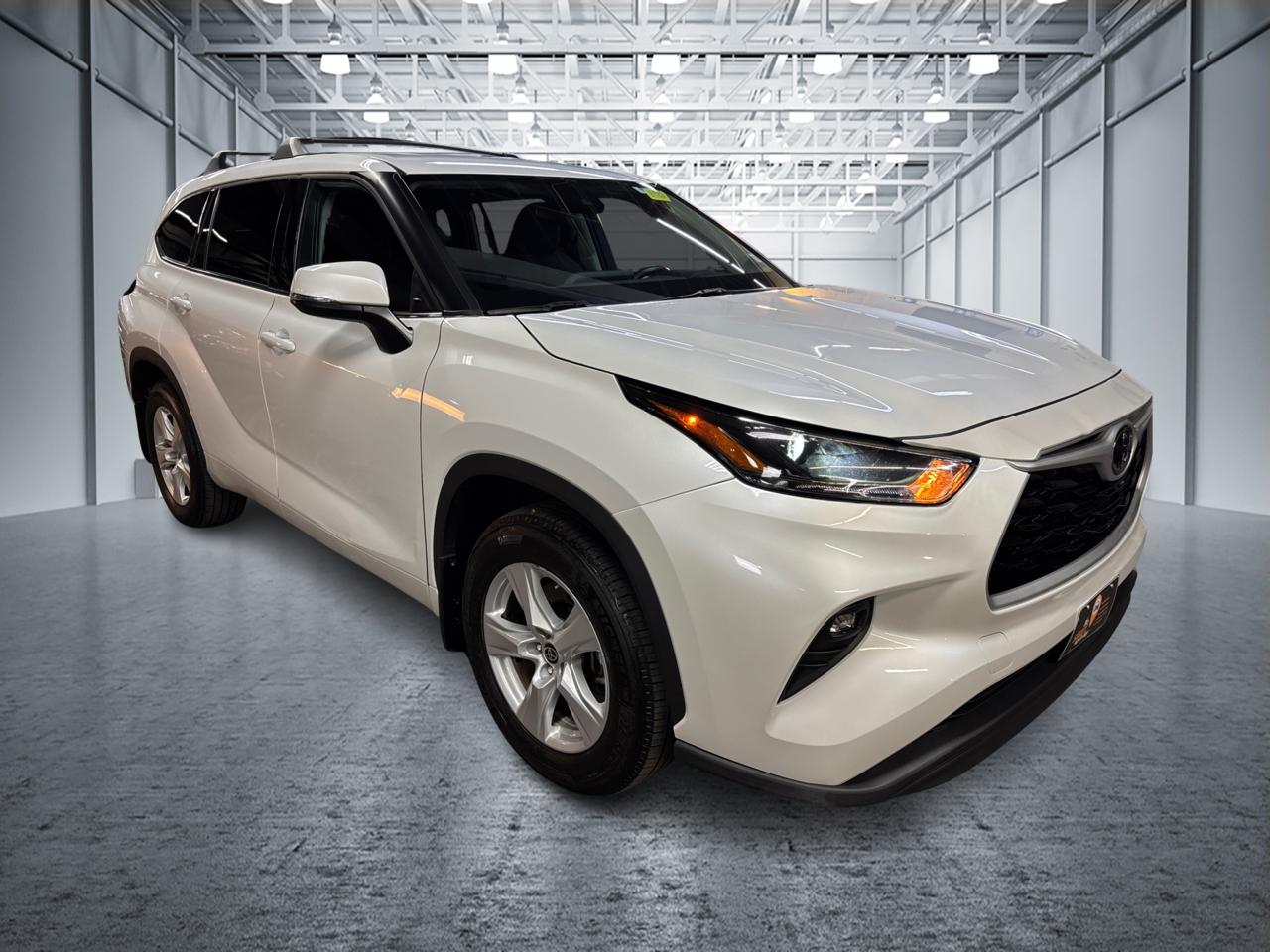 2022 Toyota Highlander  3