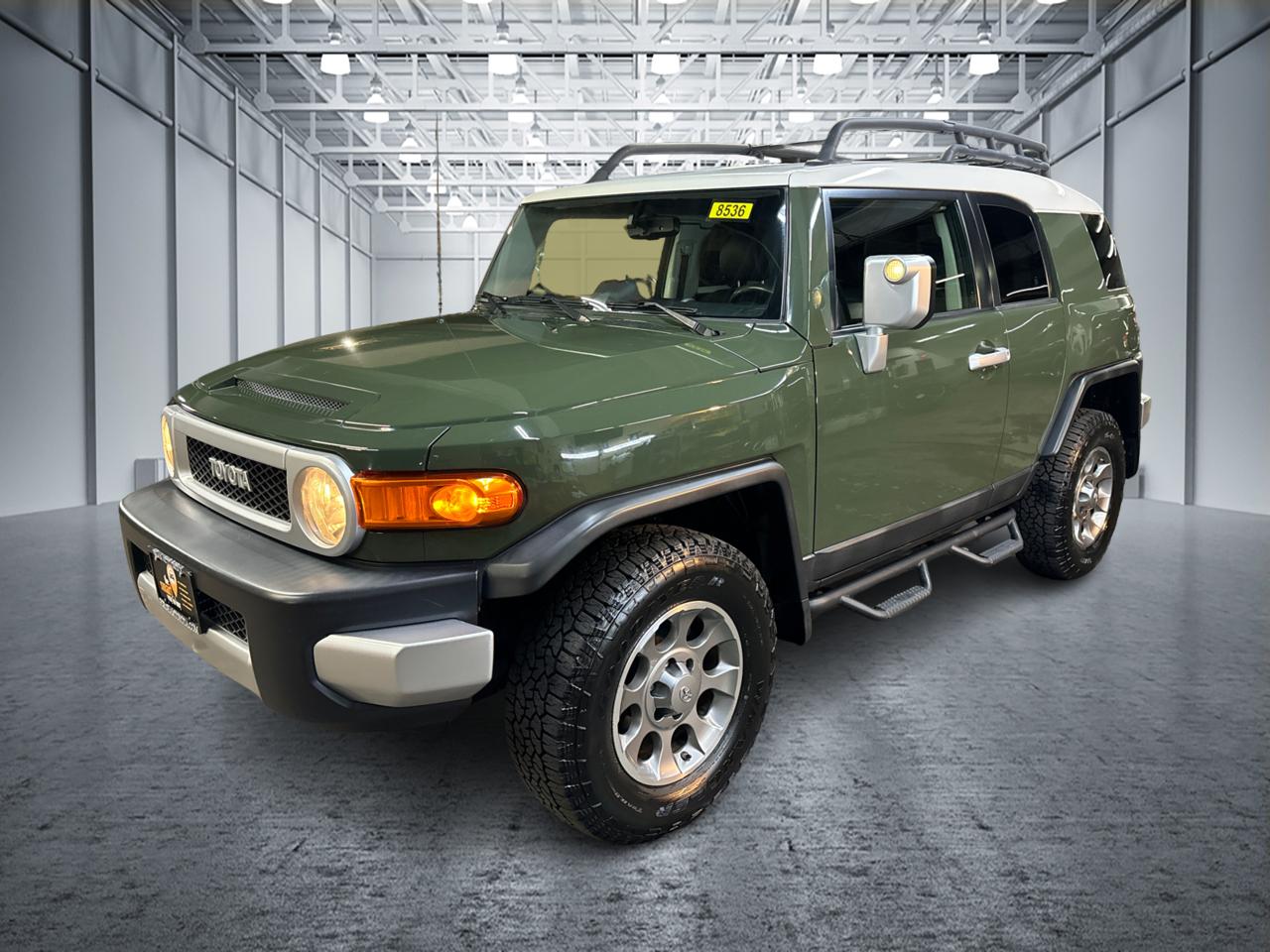 2013 Toyota FJ Cruiser Base 1