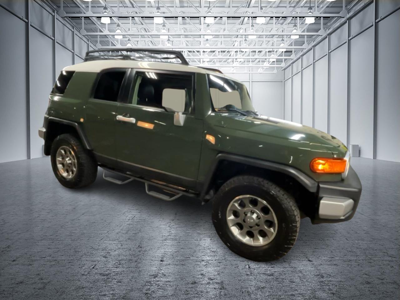 2013 Toyota FJ Cruiser Base 4