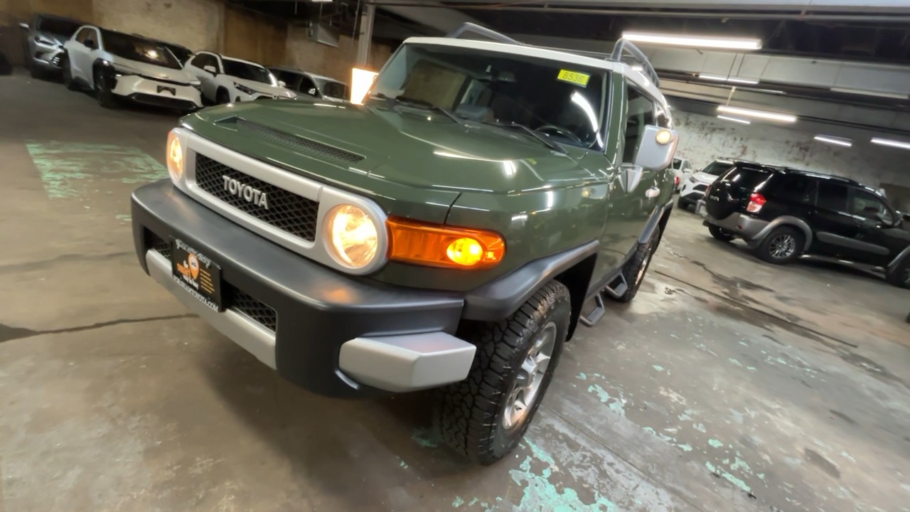 2013 Toyota FJ Cruiser Base 25