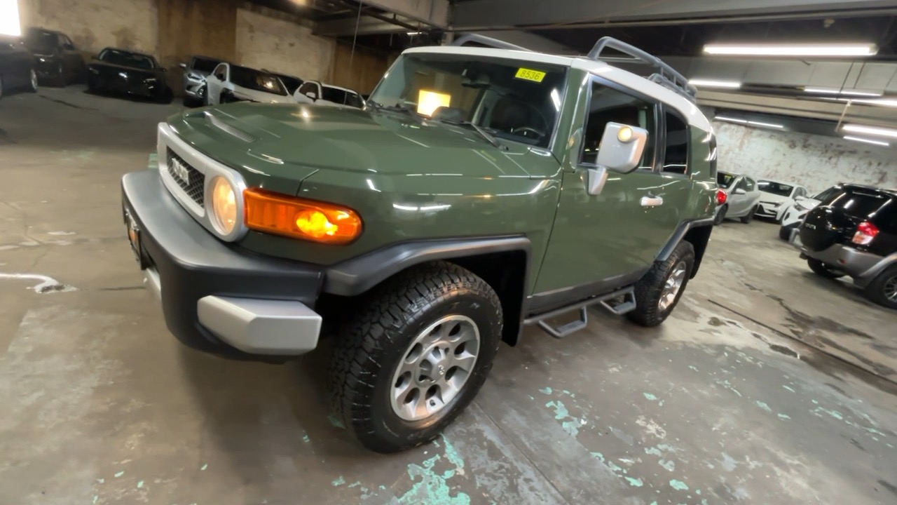 2013 Toyota FJ Cruiser Base 26