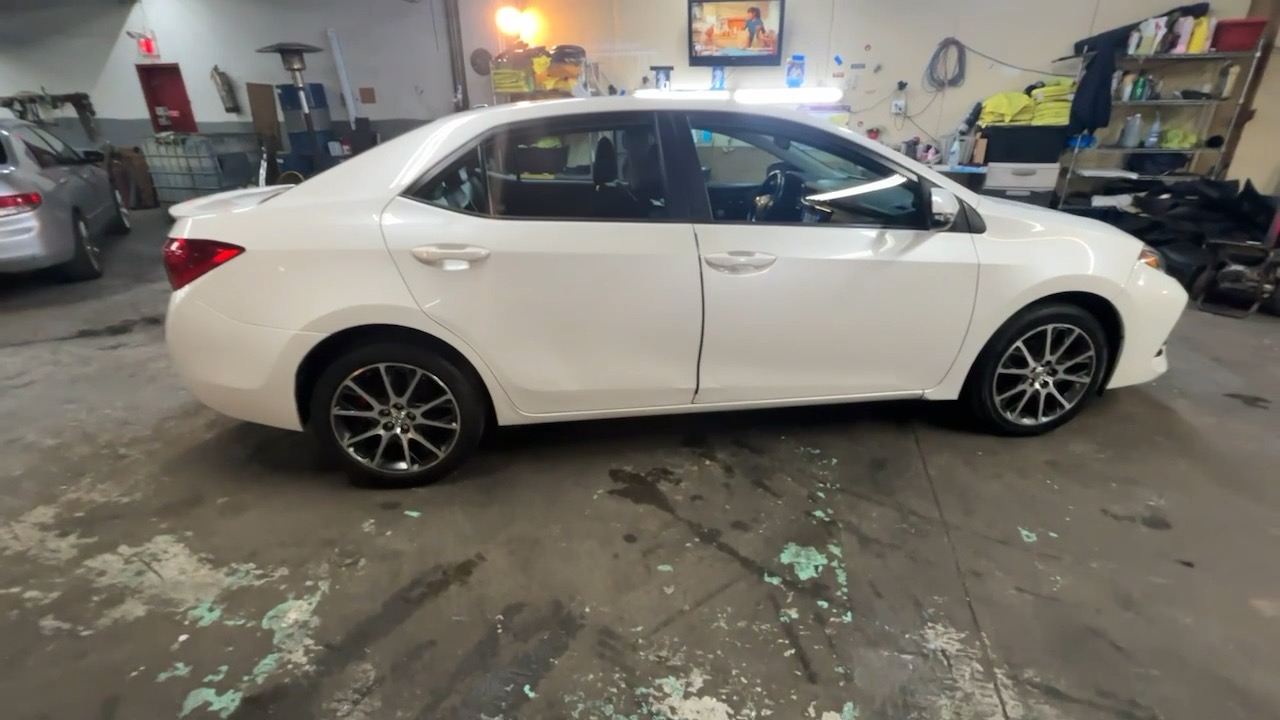 2017 Toyota Corolla L 14