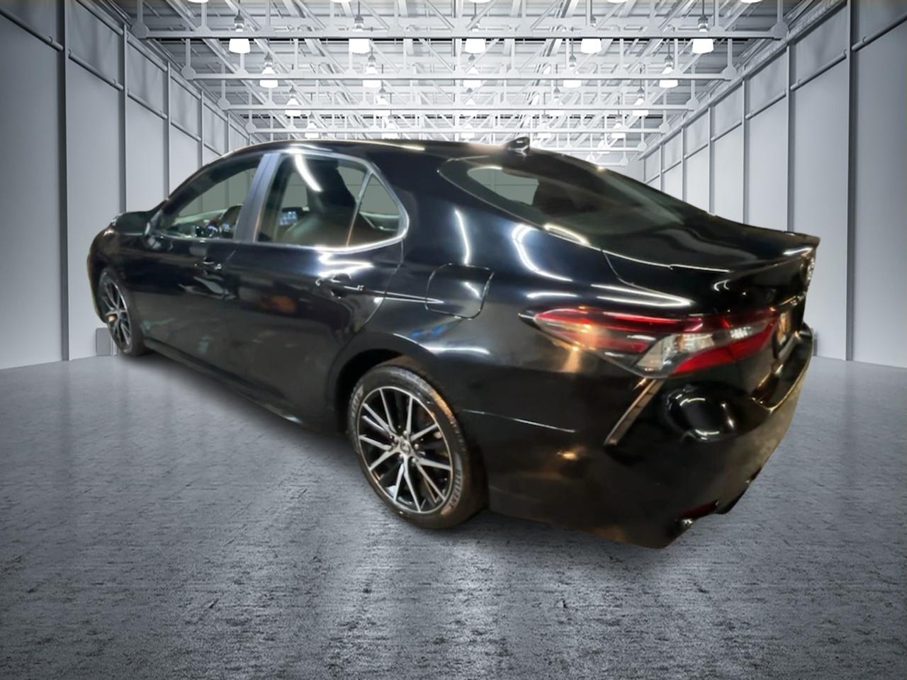 2021 Toyota Camry SE 8