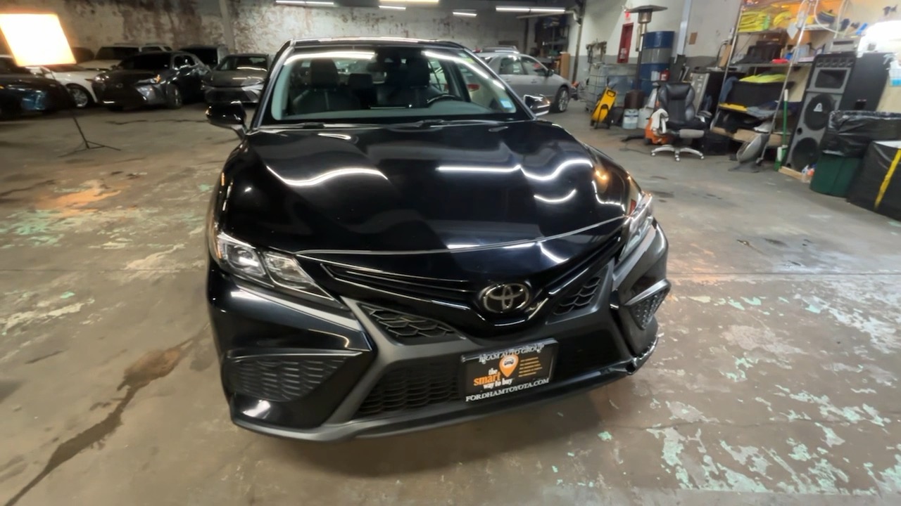 2021 Toyota Camry SE 20