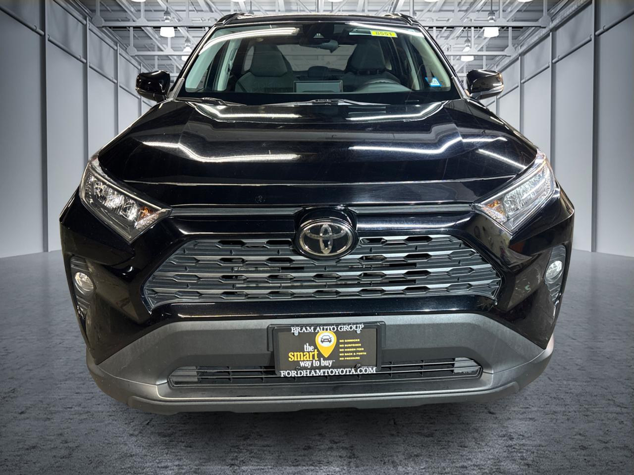 2021 Toyota RAV4 XLE 2