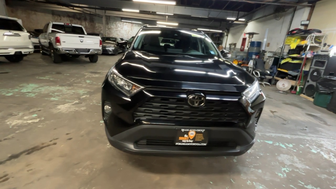 2021 Toyota RAV4 XLE 20