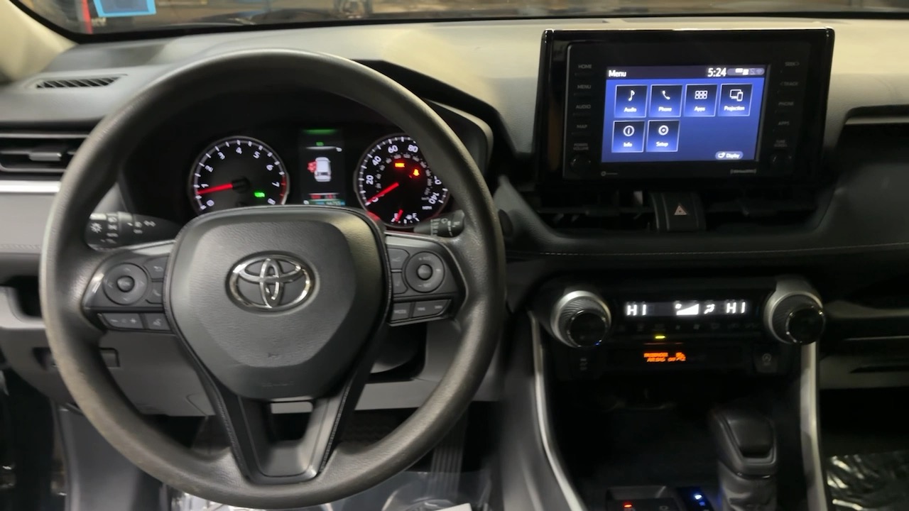 2021 Toyota RAV4 XLE 29