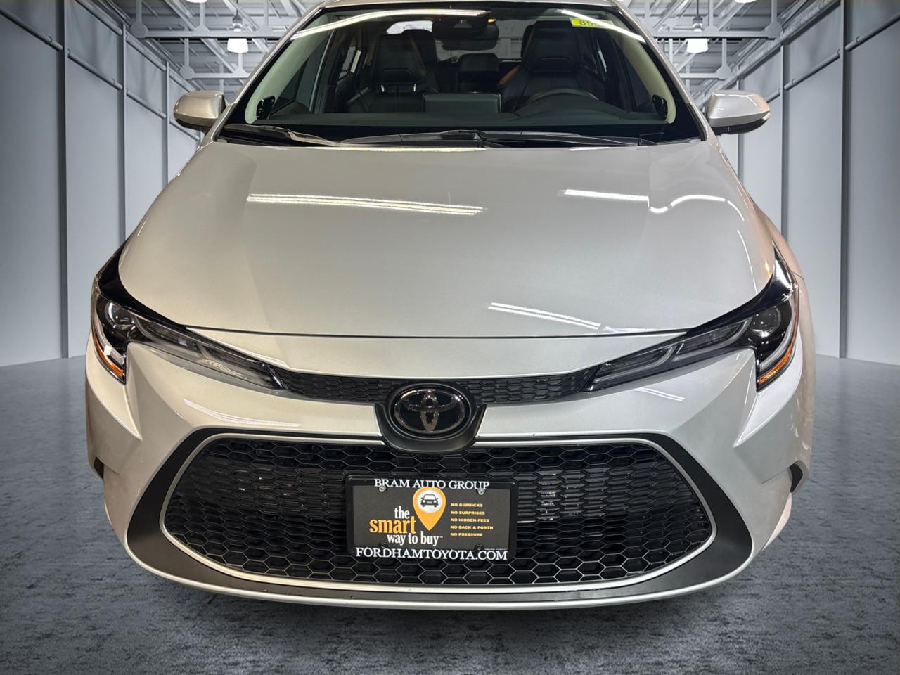 2022 Toyota Corolla XLE 2