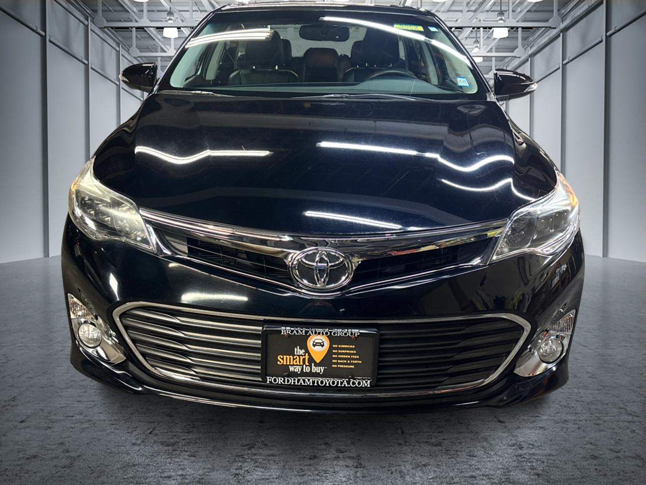 2015 Toyota Avalon XLE Touring 2