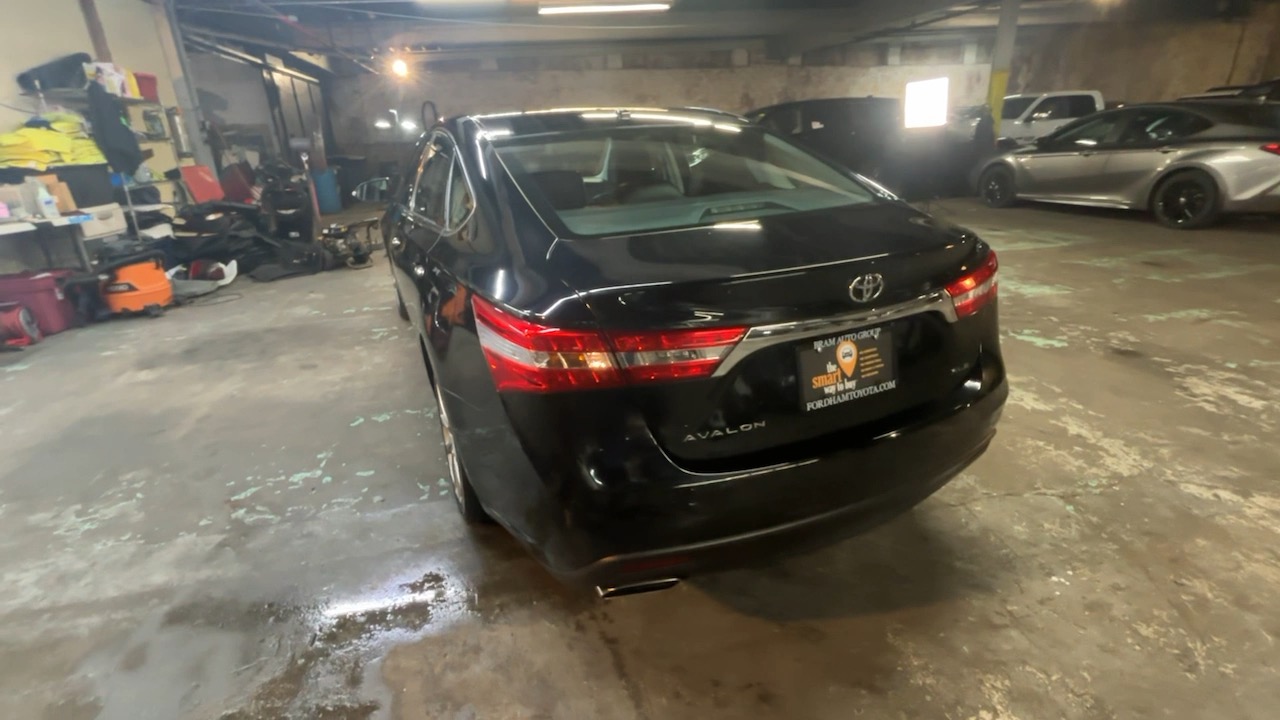 2015 Toyota Avalon XLE Touring 9