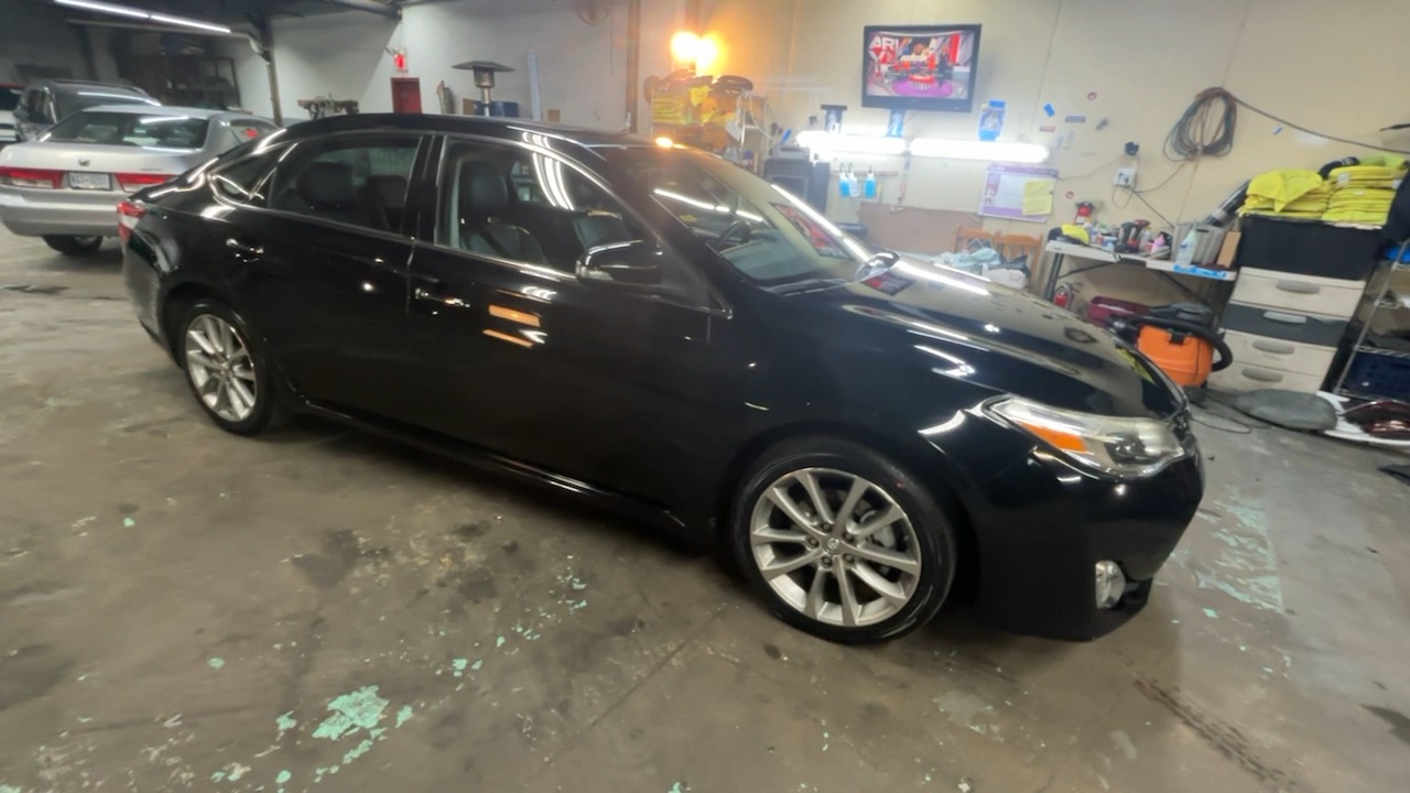 2015 Toyota Avalon XLE Touring 19